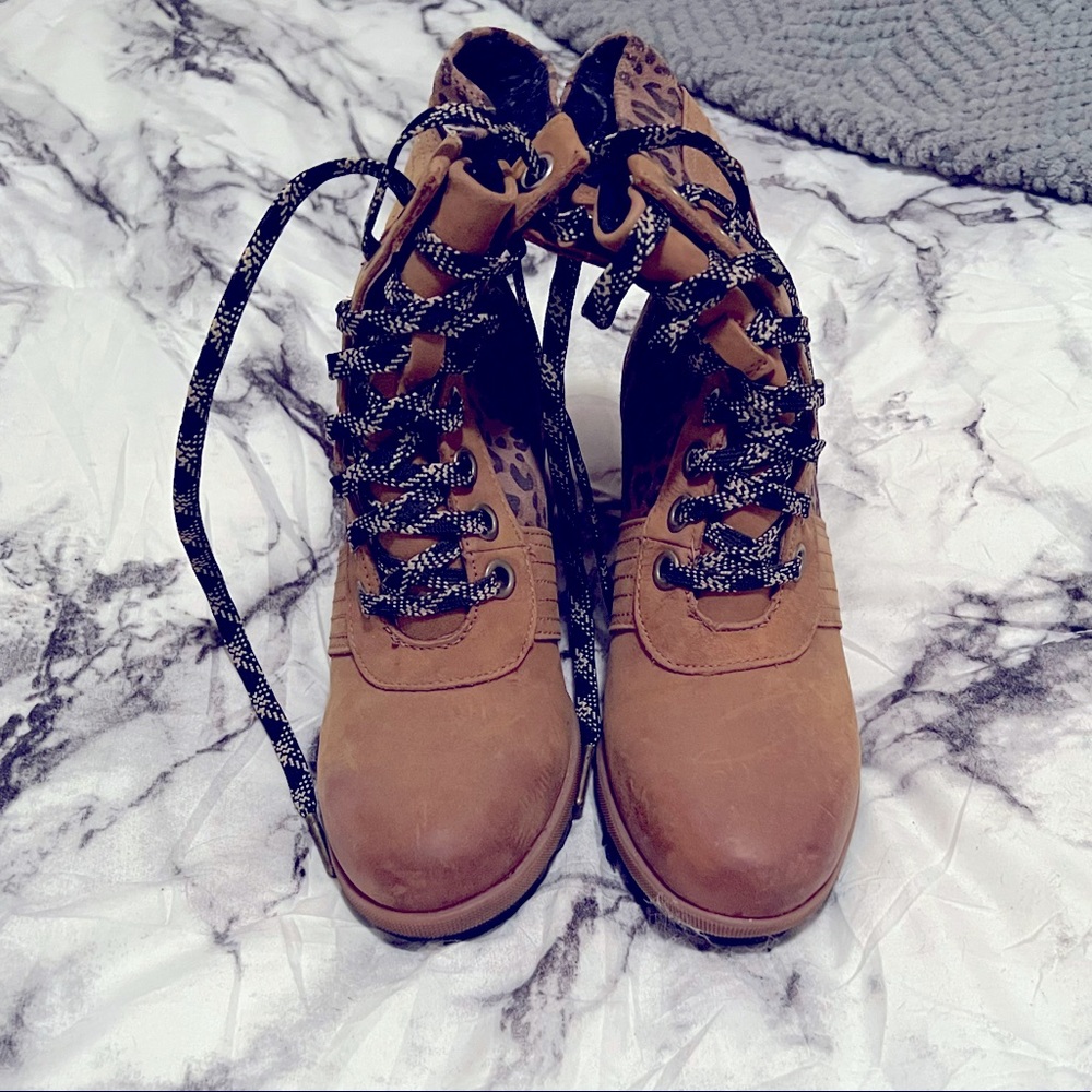 Sorel “Lexie” Wedge